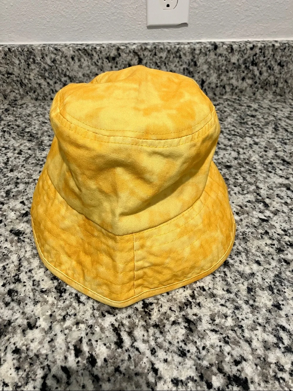 ZARA Unisex yellow, Cotton tie-dye bucket hat | S/M